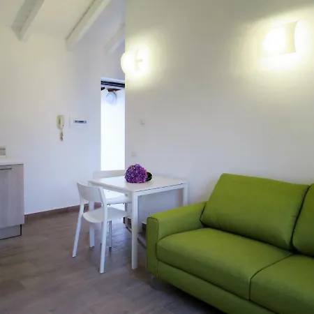 Locazione Turistica Casa Ortensia *